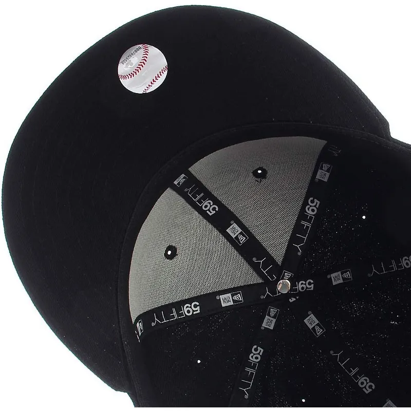 shapka-ploska-cherna-prilepnala-59fifty-essential-na-boston-red-sox-mlb-ot-new-era