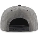 shapka-ploska-siv-snapbek-na-new-york-yankees-mlb-ot-47-brand