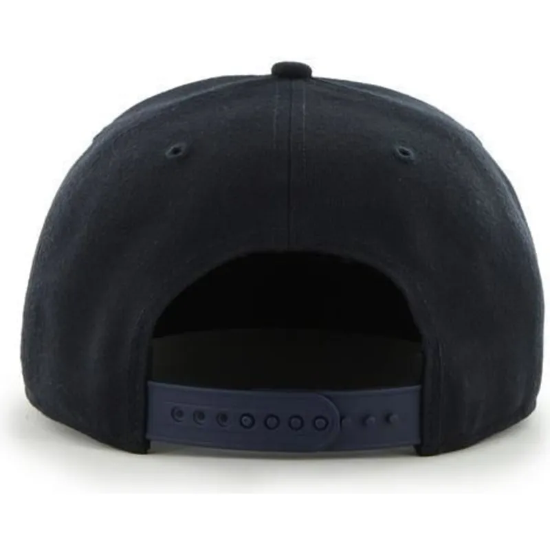 shapka-ploska-cherna-snapbek-na-new-york-yankees-mlb-ot-47-brand shapka-ploska-cherna-snapbek-na-new-york-yankees-mlb-ot-47-brand