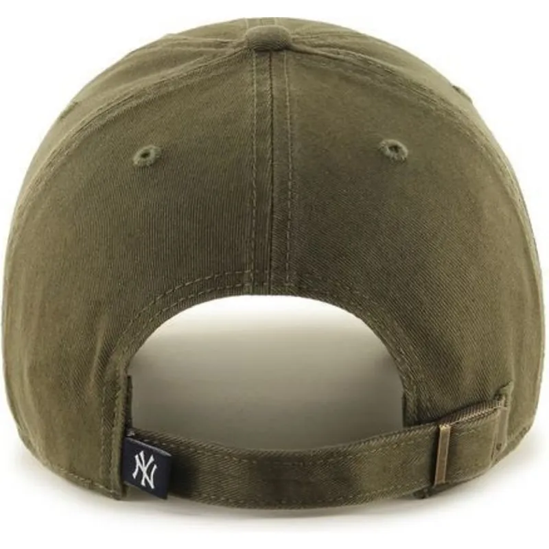 shapka-izvita-kafyav-reguliruem-na-new-york-yankees-mlb-ot-47-brand