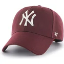 shapka-izvita-chervena-snapbek-na-new-york-yankees-mlb-ot-47-brand