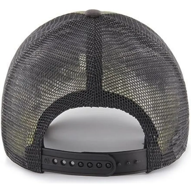 shapka-izvita-traker-kamuflazh-snapbek-na-atlanta-braves-mlb-ot-47-brand