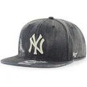 shapka-ploska-cherna-snapbek-vaquero-na-new-york-yankees-mlb-ot-47-brand