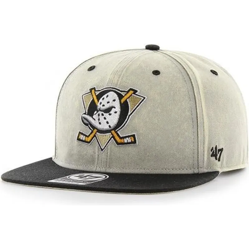 shapka-ploska-siv-snapbek-na-anaheim-ducks-nhl-ot-47-brand