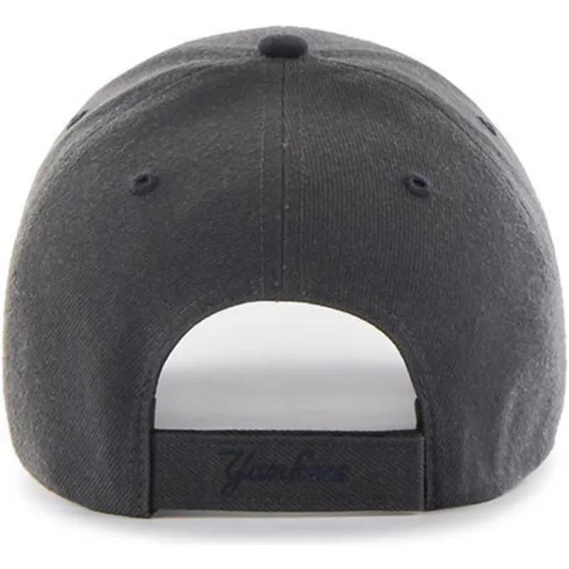 shapka-izvita-cherna-reguliruem-na-new-york-yankees-mlb-ot-47-brand