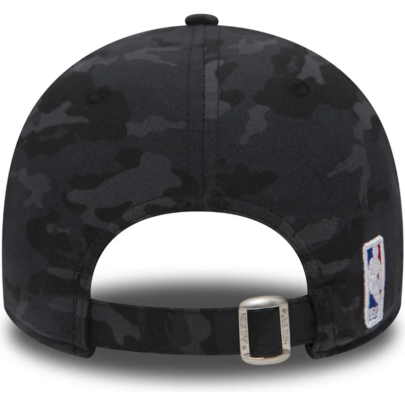 shapka-izvita-kamuflazh-reguliruem-team-9forty-na-chicago-bulls-nba-ot-new-era