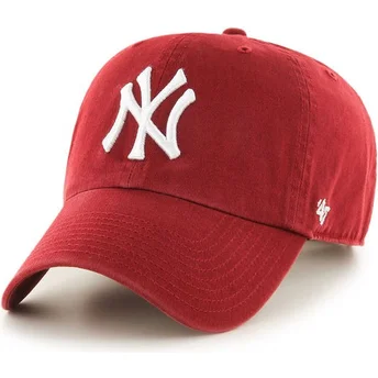 Шапка извита червена регулируем на New York Yankees MLB от 47 Brand