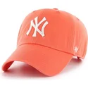 shapka-izvita-oranzhev-reguliruema-pomelo-na-new-york-yankees-mlb-ot-47-brand