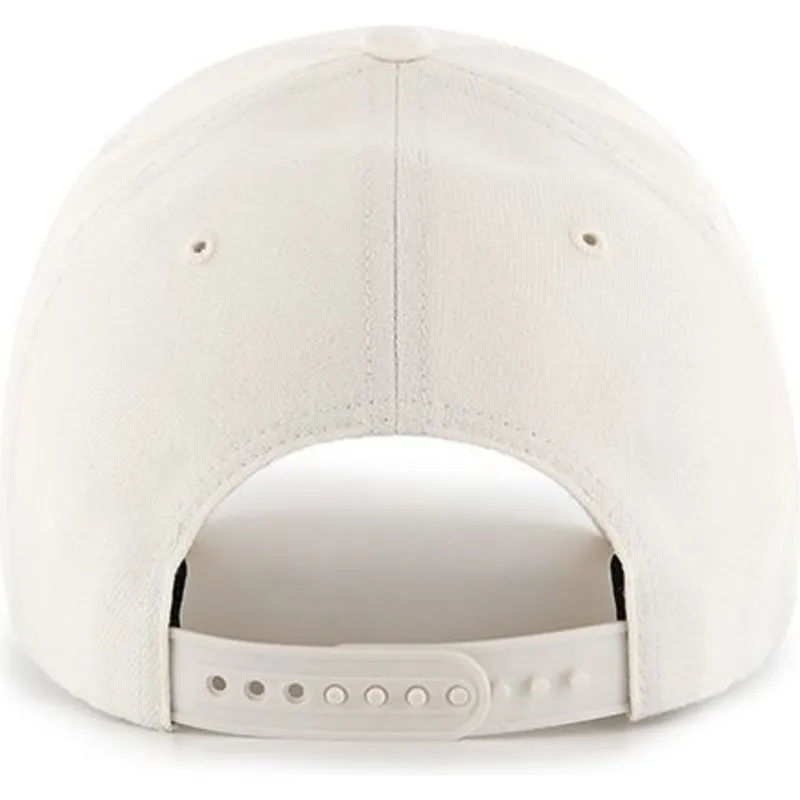 shapka-izvita-krem-snapbek-na-atlanta-braves-mlb-ot-47-brand