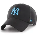 schwarze-snapback-cap-mit-gebogenem-schirm-und-blauem-new-york-yankees-mlb-logo-von-47-brand-mvp