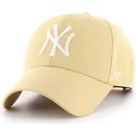 shapka-izvita-zhlt-snapbek-oro-na-new-york-yankees-mlb-ot-47-brand