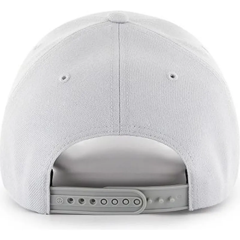 shapka-izvita-siv-snapbek-plata-na-new-york-yankees-mlb-ot-47-brand