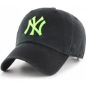 shapka-izvita-cherna-reguliruema-na-new-york-yankees-mlb-ot-47-brand
