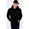 schwarzer-kapuzenpullover-mit-schwarzem-logo-chicago-bulls-nba-von-new-era