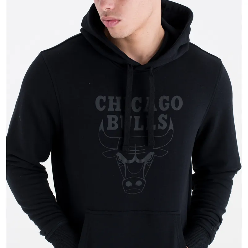 suitshrta-s-kachulka-cherna-pullover-hoody-na-chicago-bulls-nba-ot-new-era