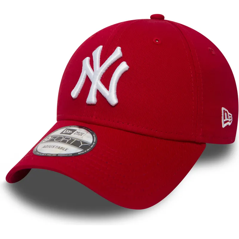 shapka-izvita-chervena-reguliruema-9forty-essential-na-new-york-yankees-mlb-ot-new-era