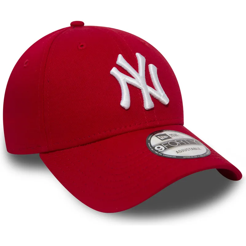 chervena-izvita-reguliruema-shapka-9forty-essential-na-new-york-yankees-mlb-ot-new-era