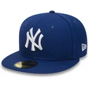 shapka-ploska-sinya-prilepnala-59fifty-essential-na-new-york-yankees-mlb-ot-new-era