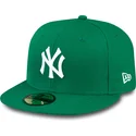 shapka-ploska-zelena-prilepnala-59fifty-essential-na-new-york-yankees-mlb-ot-new-era