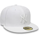 shapka-ploska-byala-prilepnala-59fifty-white-on-white-na-new-york-yankees-mlb-ot-new-era