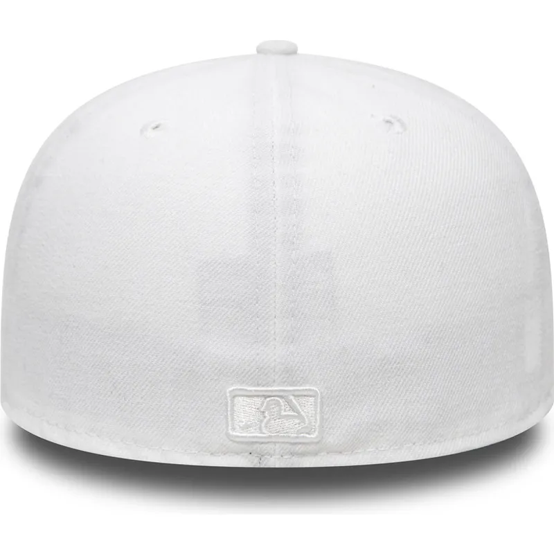 shapka-ploska-byala-prilepnala-59fifty-white-on-white-na-new-york-yankees-mlb-ot-new-era shapka-ploska-byala-prilepnala-59fifty-white-on-white-na-new-york-yankees-mlb-ot-new-era