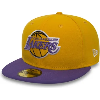 Gul fitted 59FIFTY Essential flad kasket fra Los Angeles Lakers NBA af New Era