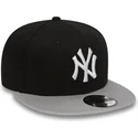shapka-ploska-cherna-snapbek-ajustable-9fifty-cotton-block-na-new-york-yankees-mlb-ot-new-era