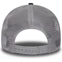 shapka-izvita-traker-cherna-snapbek-distressed-a-frame-na-chicago-white-sox-mlb-ot-new-era