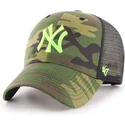 shapka-izvita-traker-kamuflazh-snapbek-na-new-york-yankees-mlb-ot-47-brand