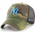 shapka-izvita-traker-kamuflazh-snapbek-na-new-york-yankees-mlb-ot-47-brand
