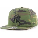shapka-ploska-kamuflazh-snapbek-na-new-york-yankees-mlb-ot-47-brand