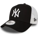 shapka-izvita-shapka-traker-cherna-snapbek-clean-a-frame-2-na-new-york-yankees-mlb-ot-new-era