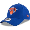 shapka-izvita-sinya-reguliruem-9forty-the-league-na-new-york-knicks-nba-ot-new-era
