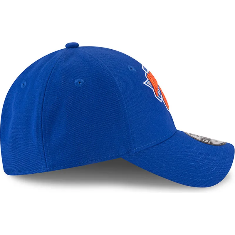 blaue-verstellbare-curved-cap-9forty-the-league-der-new-york-knicks-nba-von-new-era