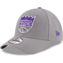 shapka-izvita-siv-reguliruem-9forty-the-league-na-sacramento-kings-nba-ot-new-era