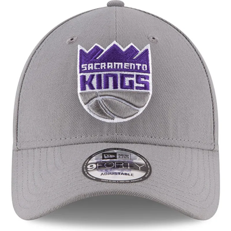 shapka-izvita-siv-reguliruem-9forty-the-league-na-sacramento-kings-nba-ot-new-era