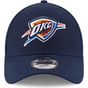 justerbar-marinebla-kurvet-kasket-9forty-the-league-fra-oklahoma-city-thunder-nba-fra-new-era