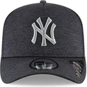 shapka-izvita-cherna-snapbek-9forty-dry-switch-a-frame-na-new-york-yankees-mlb-ot-new-era