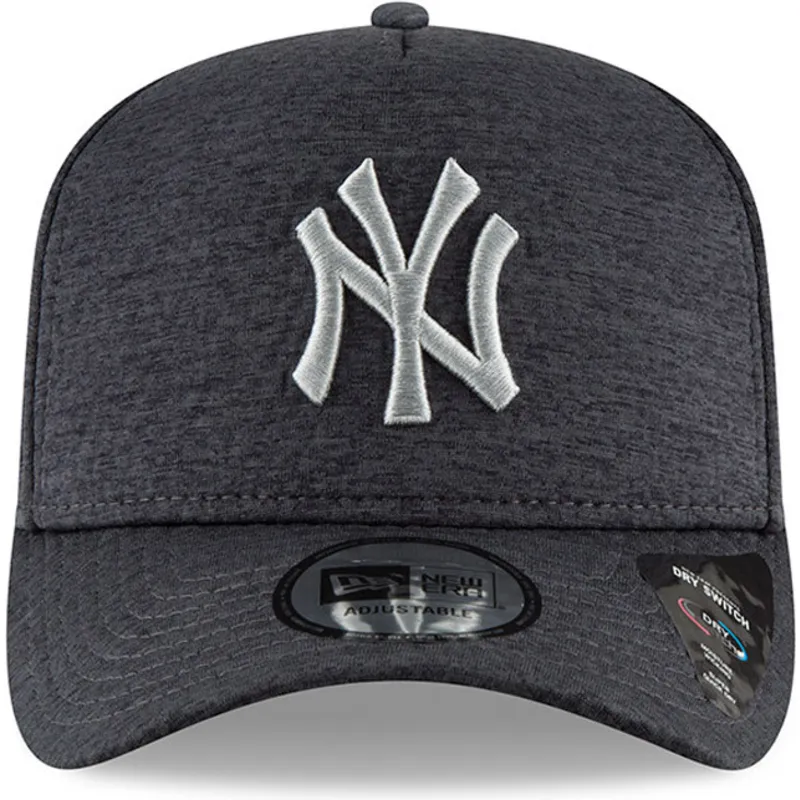 shapka-izvita-cherna-snapbek-9forty-dry-switch-a-frame-na-new-york-yankees-mlb-ot-new-era
