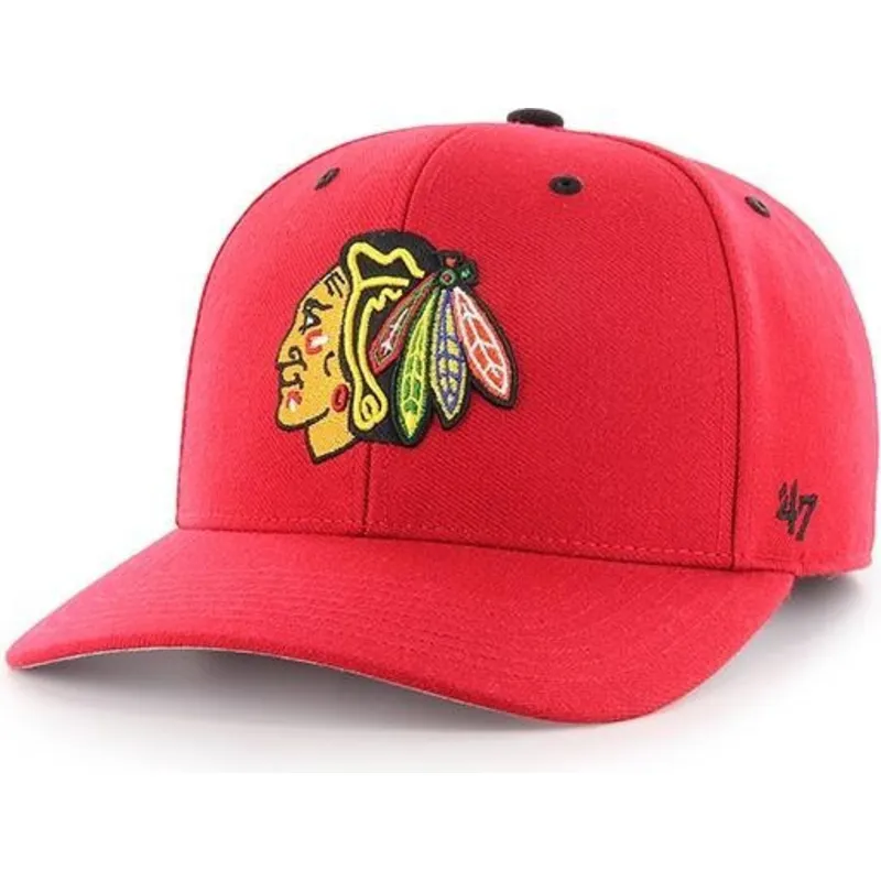 shapka-izvita-chervena-reguliruem-na-chicago-blackhawks-nhl-ot-47-brand