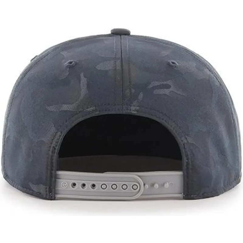shapka-ploska-kamuflazh-snapbek-na-new-york-yankees-mlb-ot-47-brand