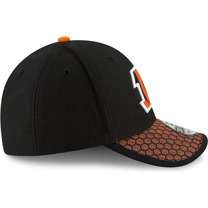 shapka-izvita-cherna-prilepnala-39thirty-sideline-na-cincinnati-bengals-nfl-ot-new-era