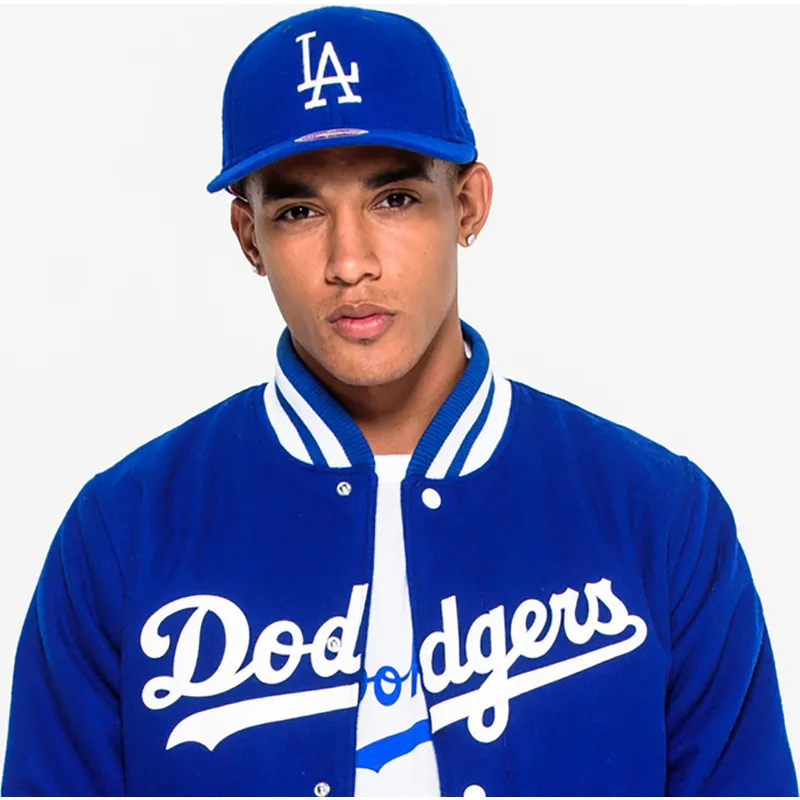 shapka-izvita-sinya-prilepnala-59fifty-relocation-na-los-angeles-dodgers-mlb-ot-new-era shapka-izvita-sinya-prilepnala-59fifty-relocation-na-los-angeles-dodgers-mlb-ot-new-era