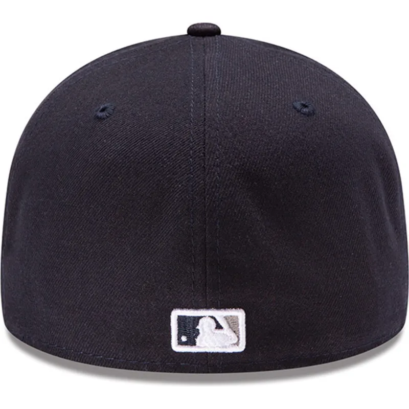 shapka-izvita-tmnosin-prilepnala-59fifty-low-profile-authentic-na-new-york-yankees-mlb-ot-new-era