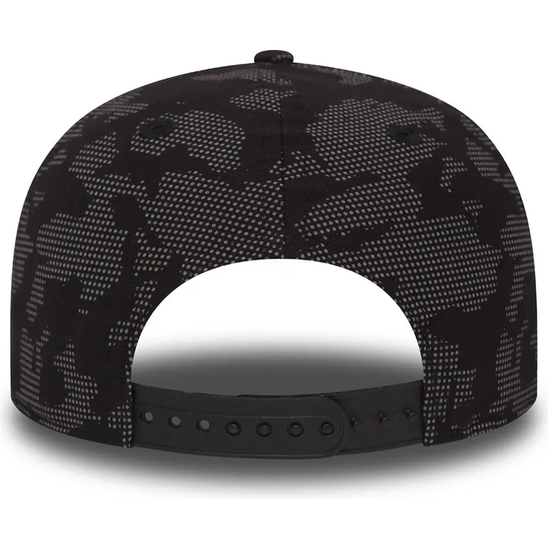 shapka-ploska-cherna-snapbek-9fifty-night-time-reflective-na-new-york-yankees-mlb-ot-new-era