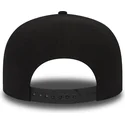 shapka-ploska-cherna-snapbek-9fifty-chain-stitch-na-chicago-bulls-nba-ot-new-era