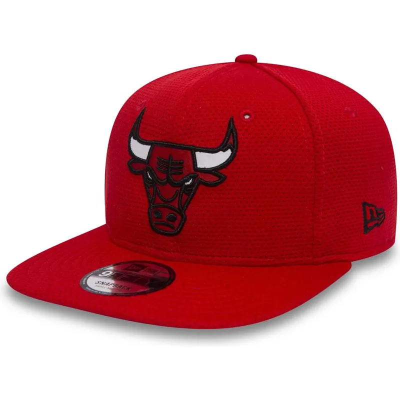 shapka-ploska-chervena-snapbek-9fifty-mesh-na-chicago-bulls-nba-ot-new-era shapka-ploska-chervena-snapbek-9fifty-mesh-na-chicago-bulls-nba-ot-new-era