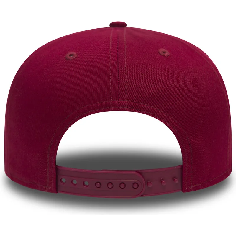 shapka-ploska-chervena-snapbek-za-deca-9fifty-classic-na-cleveland-cavaliers-nba-ot-new-era