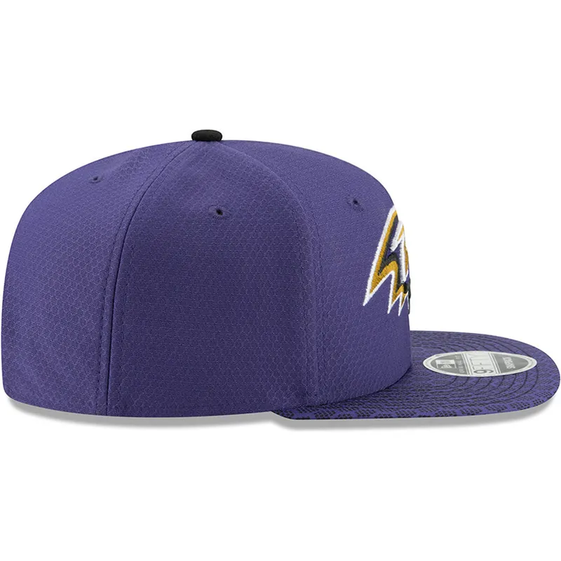 shapka-ploska-violetka-snapbek-9fifty-sideline-na-baltimore-ravens-nfl-ot-new-era