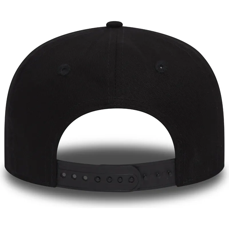 shapka-ploska-cherna-snapbek-za-deca-9fifty-reflect-na-superman-warner-bros-ot-new-era
